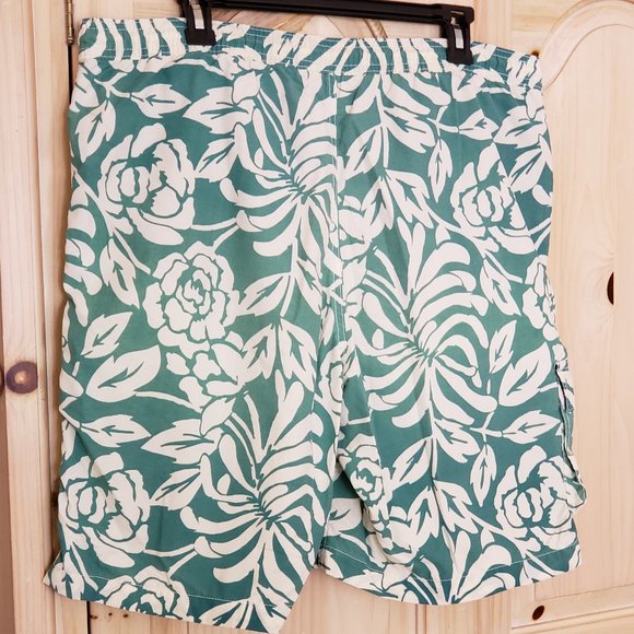 LANDS' END Men's 9" Quick Dry Cargo Swim Trunks with Liner Size L 36-38 - Picture 2 of 10